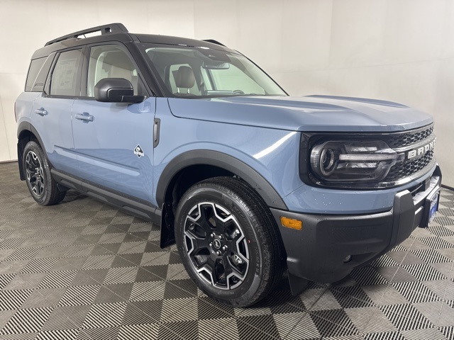 2025 Ford Bronco Sport Outer Banks's photo