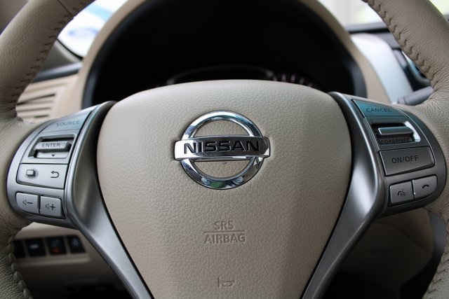 2015 Nissan Altima 2.5 SL photo 10
