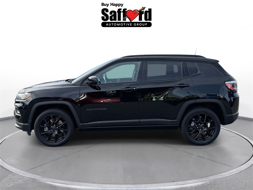 2025 Jeep Compass Latitude photo 3