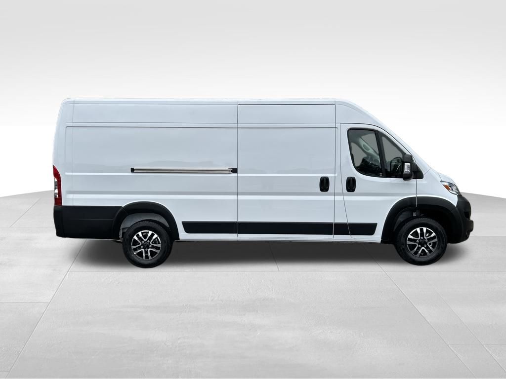 2026 Ram ProMaster 3500 Cargo Van photo 3