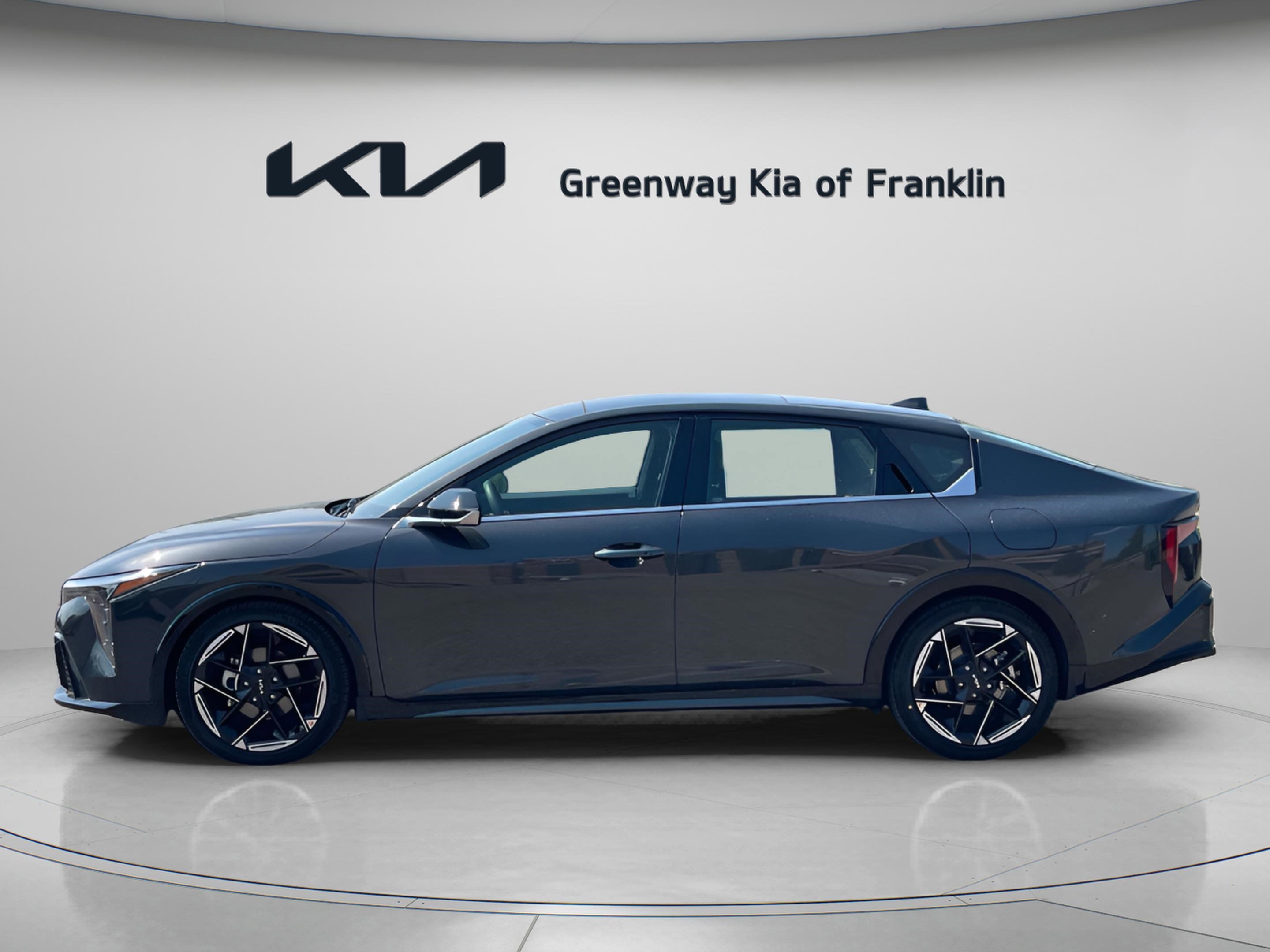 2025 Kia K4 GT-Line photo 4