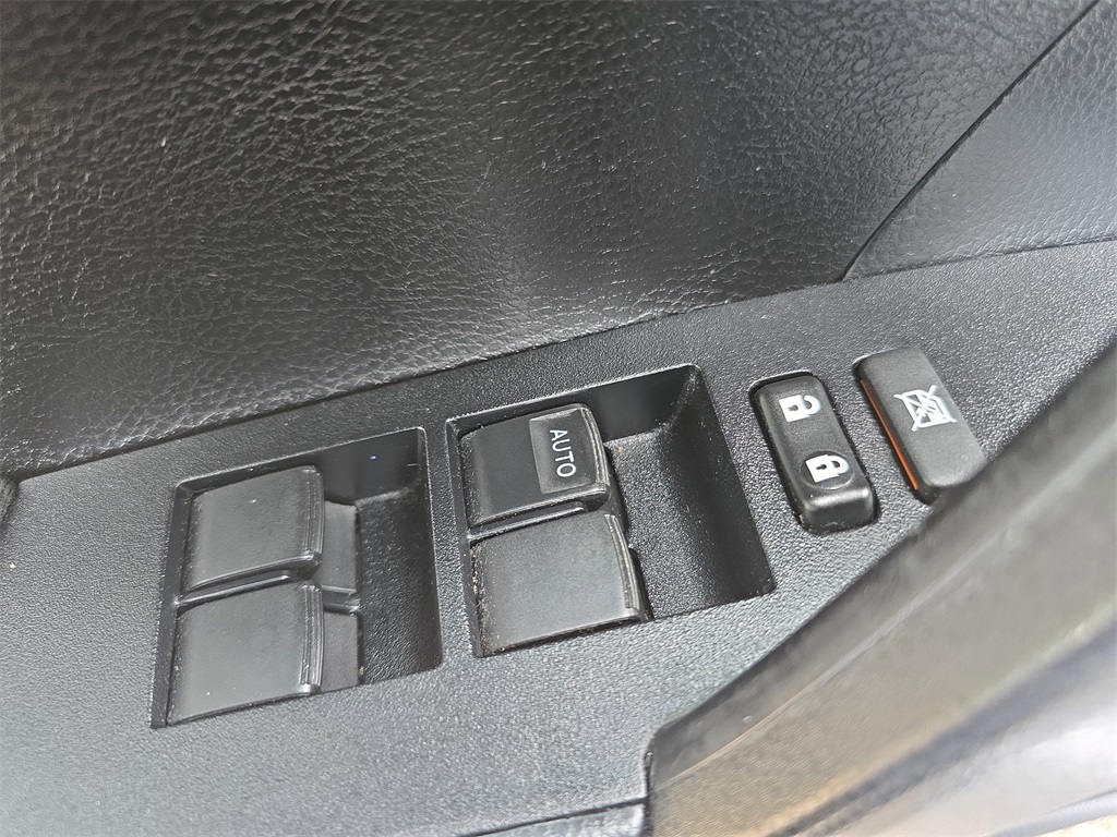 2019 Toyota Corolla L photo 26