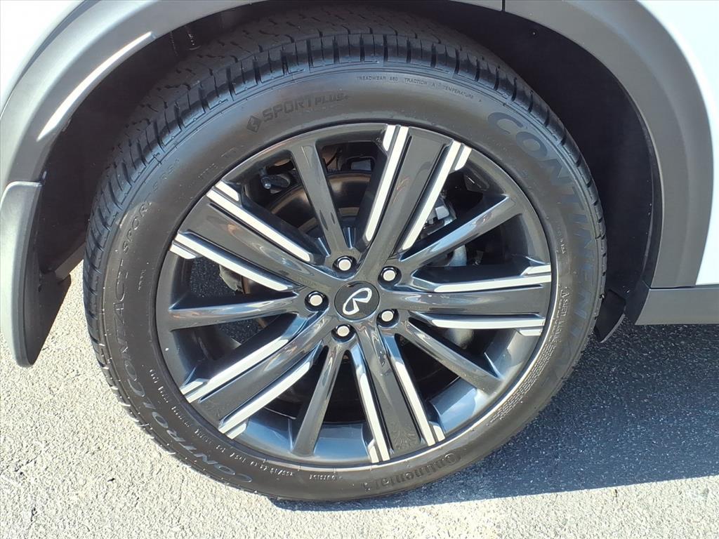 2021 Infiniti QX50 Luxe photo 22