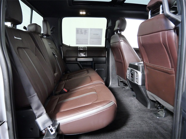 2016 Ford F-150 Platinum photo 12