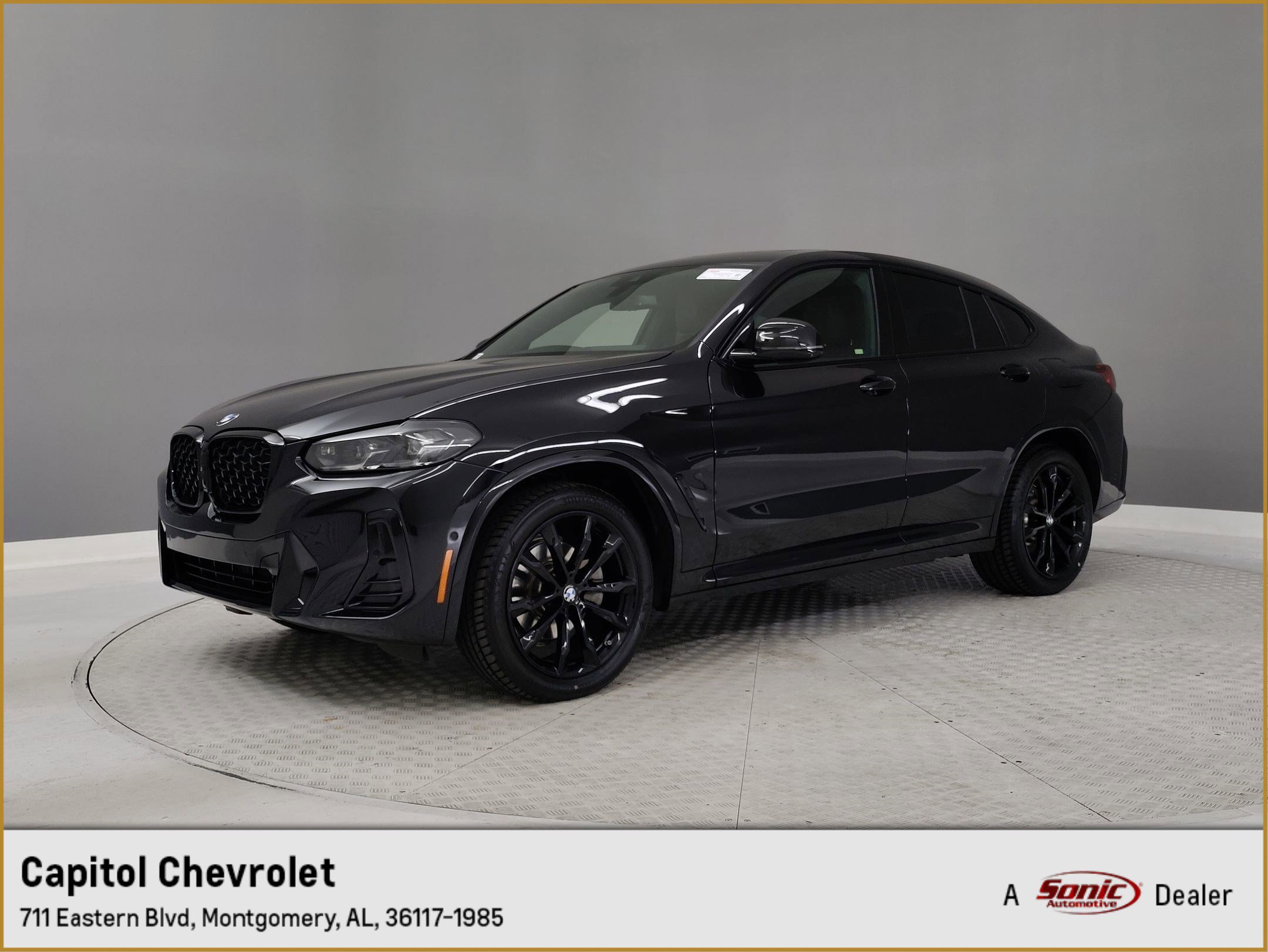 2023 BMW X4 30i's photo