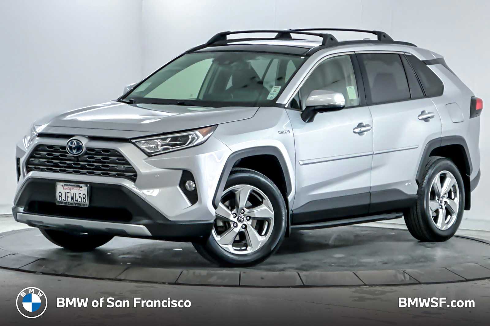 2019 Toyota RAV4 Limited's photo