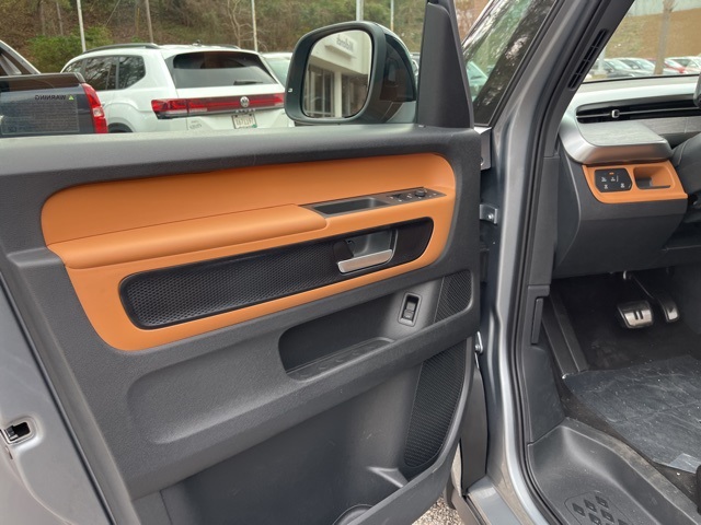 2025 Volkswagen ID. Buzz Pro S photo 4