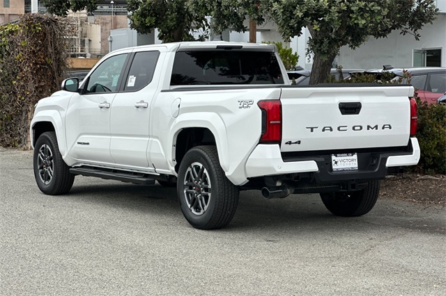 2025 Toyota Tacoma TRD Sport 4x4 Double Cab photo 6