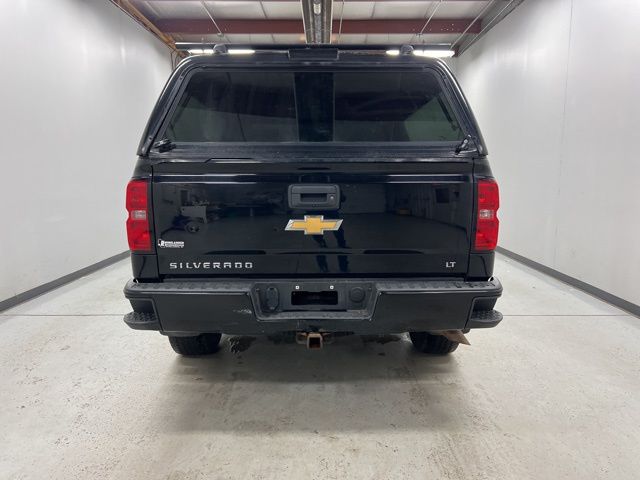 2017 Chevrolet Silverado 1500 LT photo 3
