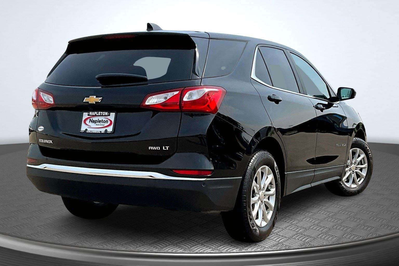 Used 2021 Chevrolet Equinox LT with VIN 2GNAXTEV5M6112397 for sale in Columbus, WI