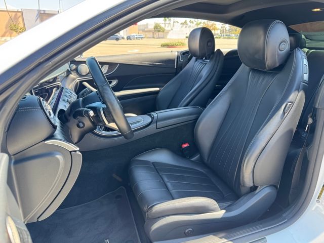2022 Mercedes Benz E 450 photo 6