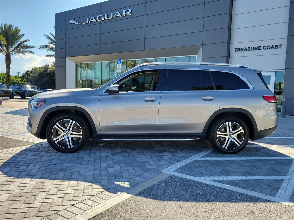 2022 Mercedes Benz GLS 450 4MATIC photo 2