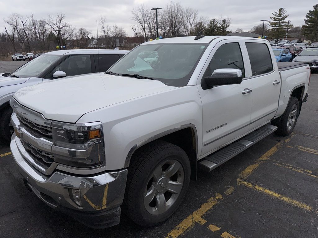 2017 CHEVROLET SILVERADO - Image 1