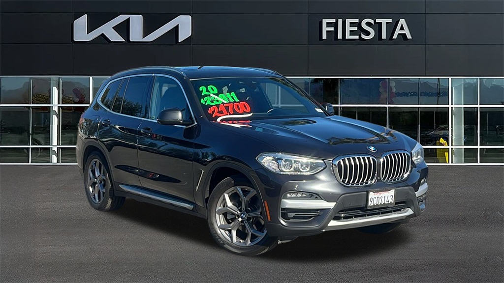 2020 BMW X3 30e's photo