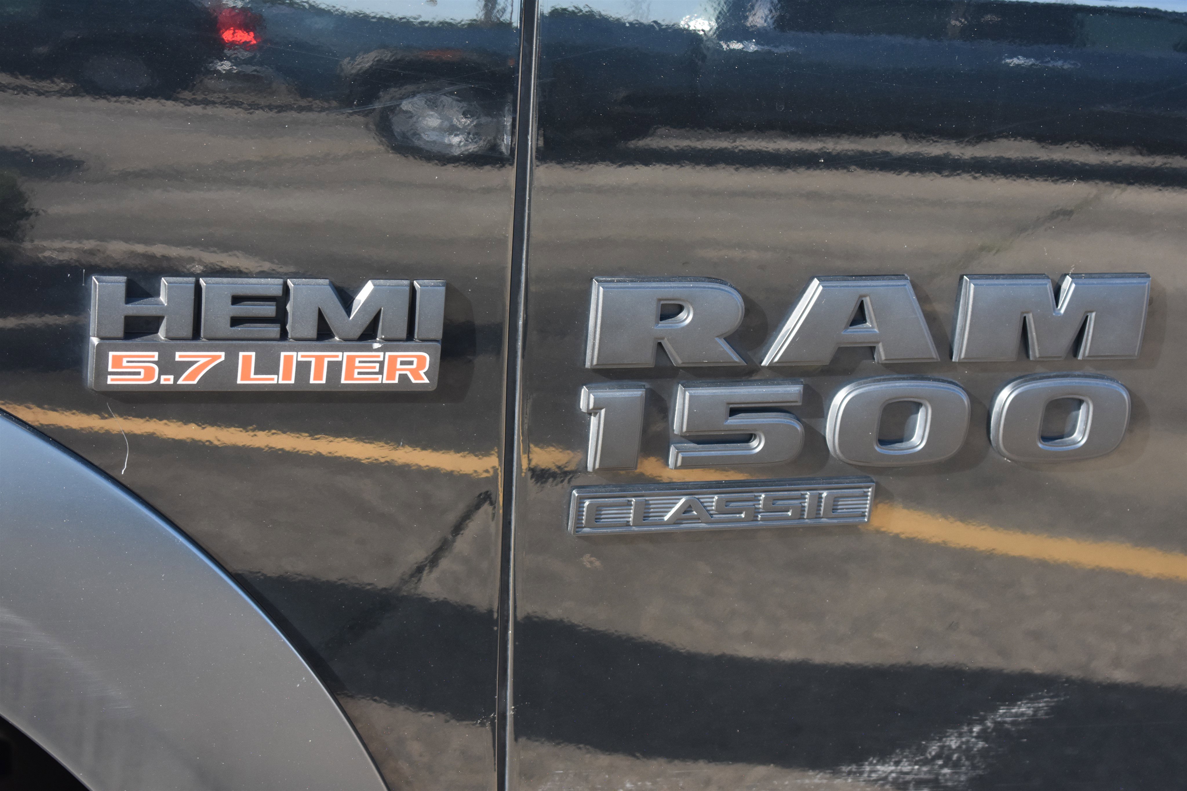 2021 Ram 1500 Classic Warlock photo 6