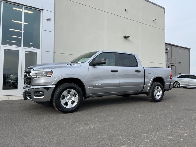 2025 Ram 1500 Big Horn Lone Star photo 3