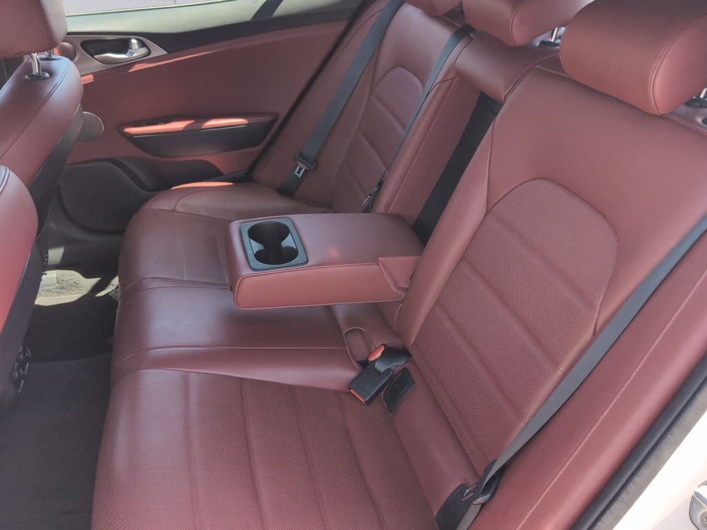 2019 Kia Stinger GT2 photo 18