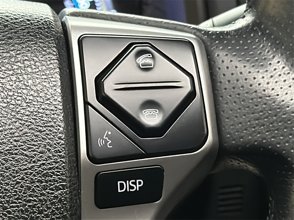2017 Toyota 4Runner SR5 Premium photo 19