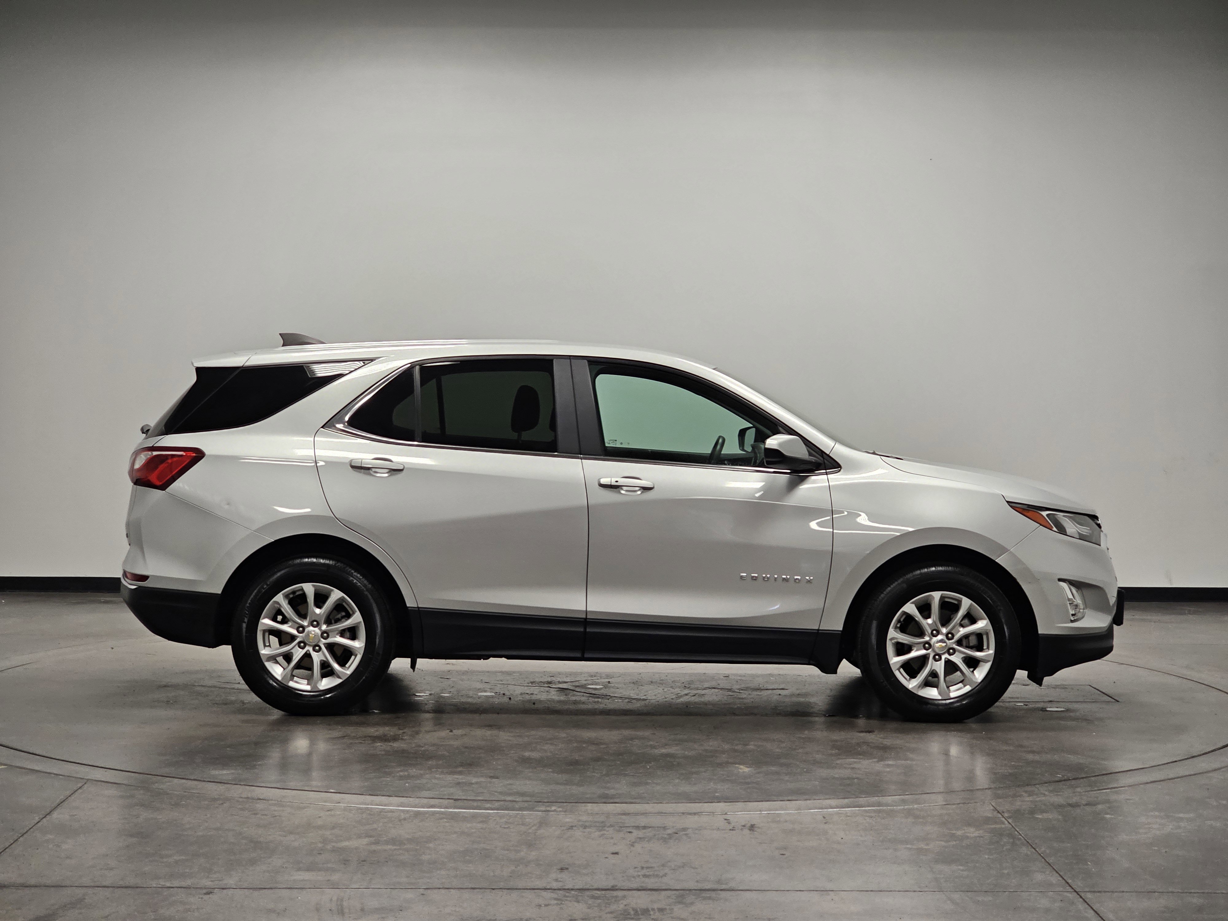 2021 Chevrolet Equinox LT photo 7