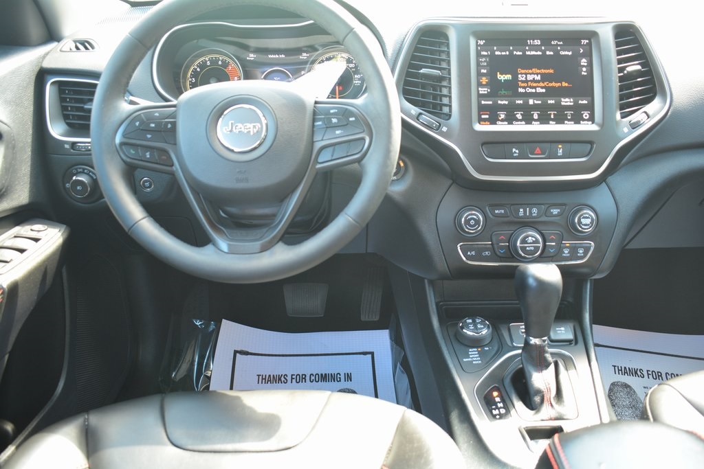 2022 Jeep Cherokee Trailhawk photo 3