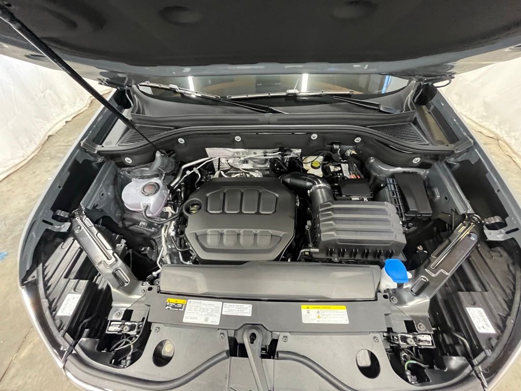 2025 Volkswagen Atlas SE Technology photo 29