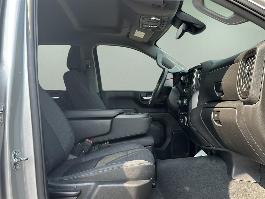 2022 Chevrolet Silverado 1500 Custom photo 22