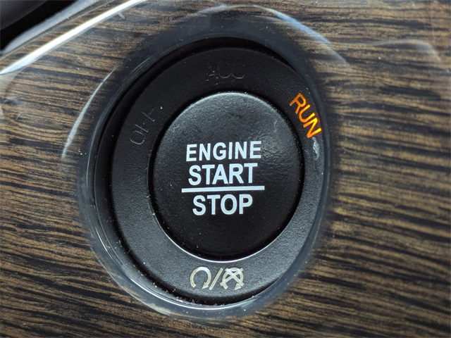 2019 Jeep Grand Cherokee Summit photo 33
