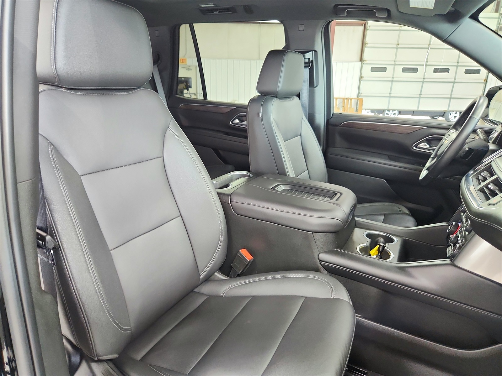 2022 Chevrolet Tahoe LT photo 37