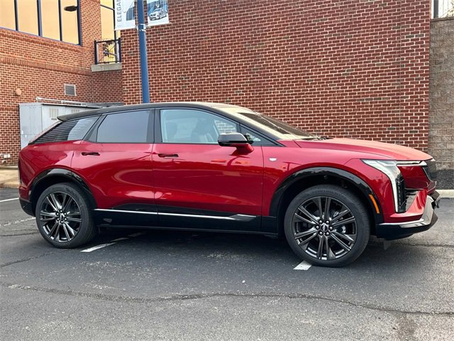 2025 Cadillac Optiq Sport photo 6