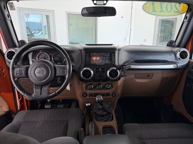 2011 Jeep Wrangler Sahara photo 22