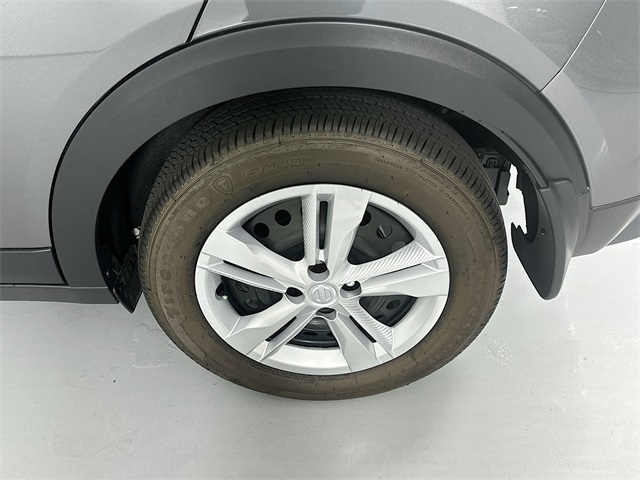 2025 Nissan Kicks Play S photo 10