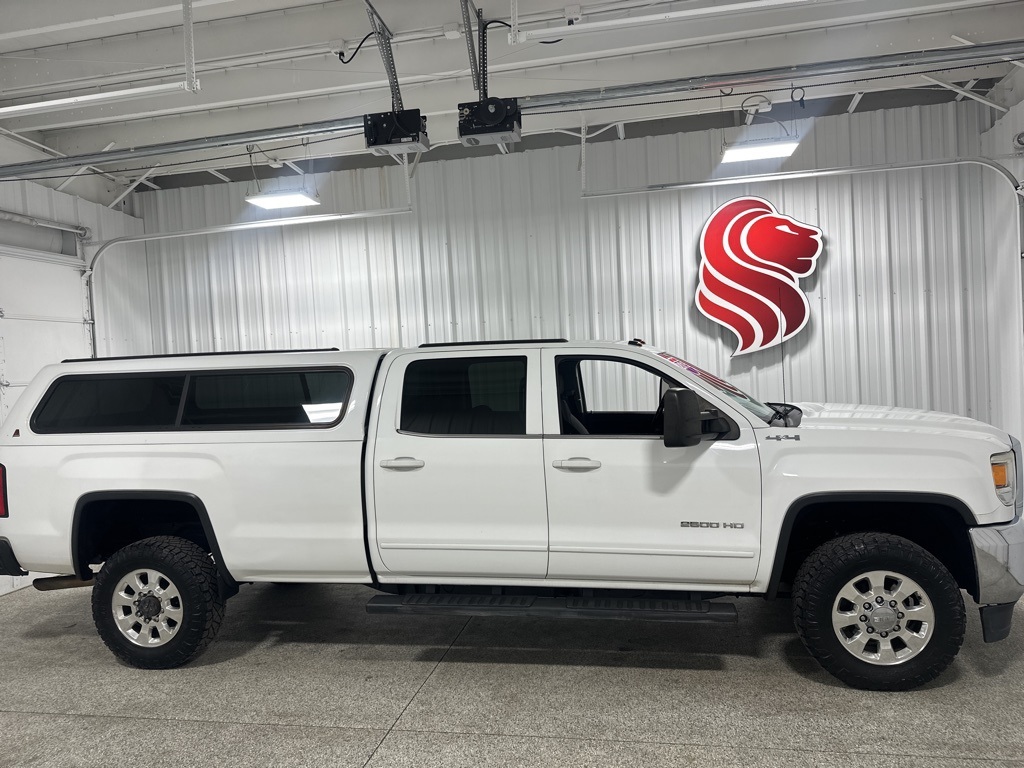 2015 Gmc Sierra SLE photo 2