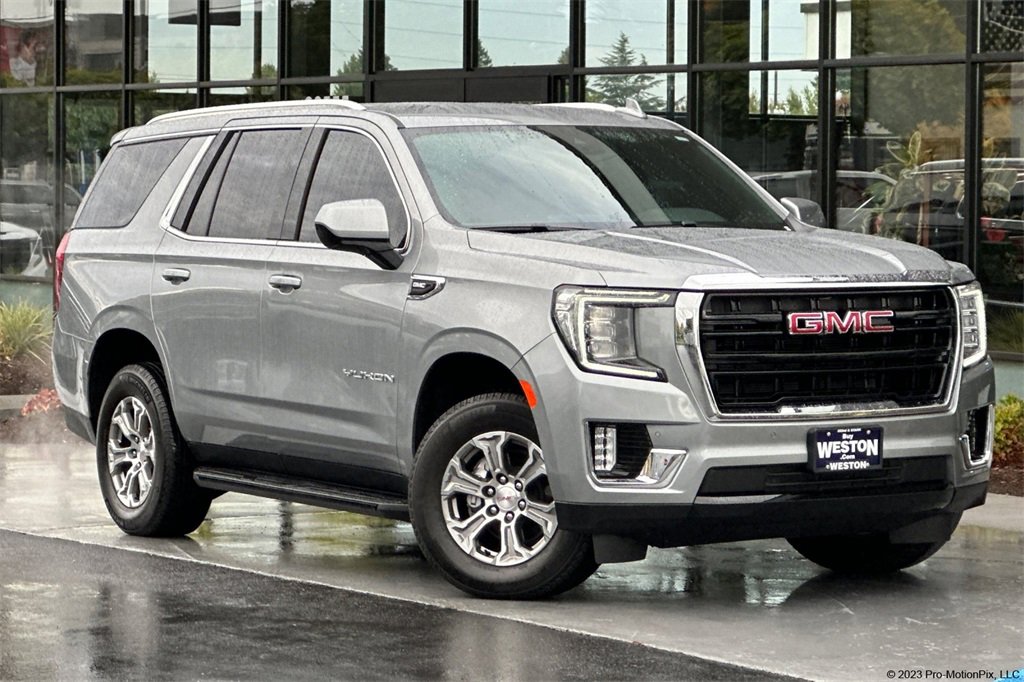 2024 GMC Yukon SLE's photo