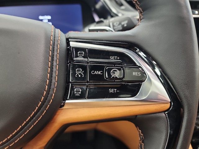 2023 Jeep Grand Cherokee Summit Reserve 4xe photo 17