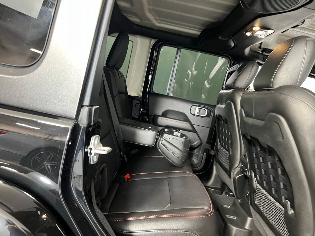 2023 Jeep Wrangler Rubicon photo 27