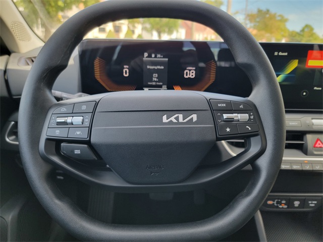 2025 Kia K4 LXS photo 23