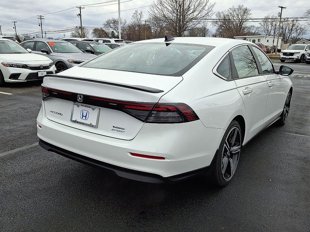 2025 Honda Accord Sport photo 3