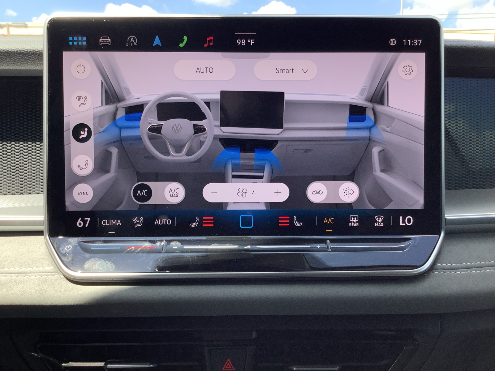 2025 Volkswagen Tiguan SE photo 21