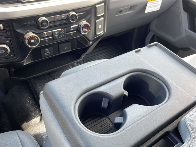 2026 Ford F-350 XL photo 11