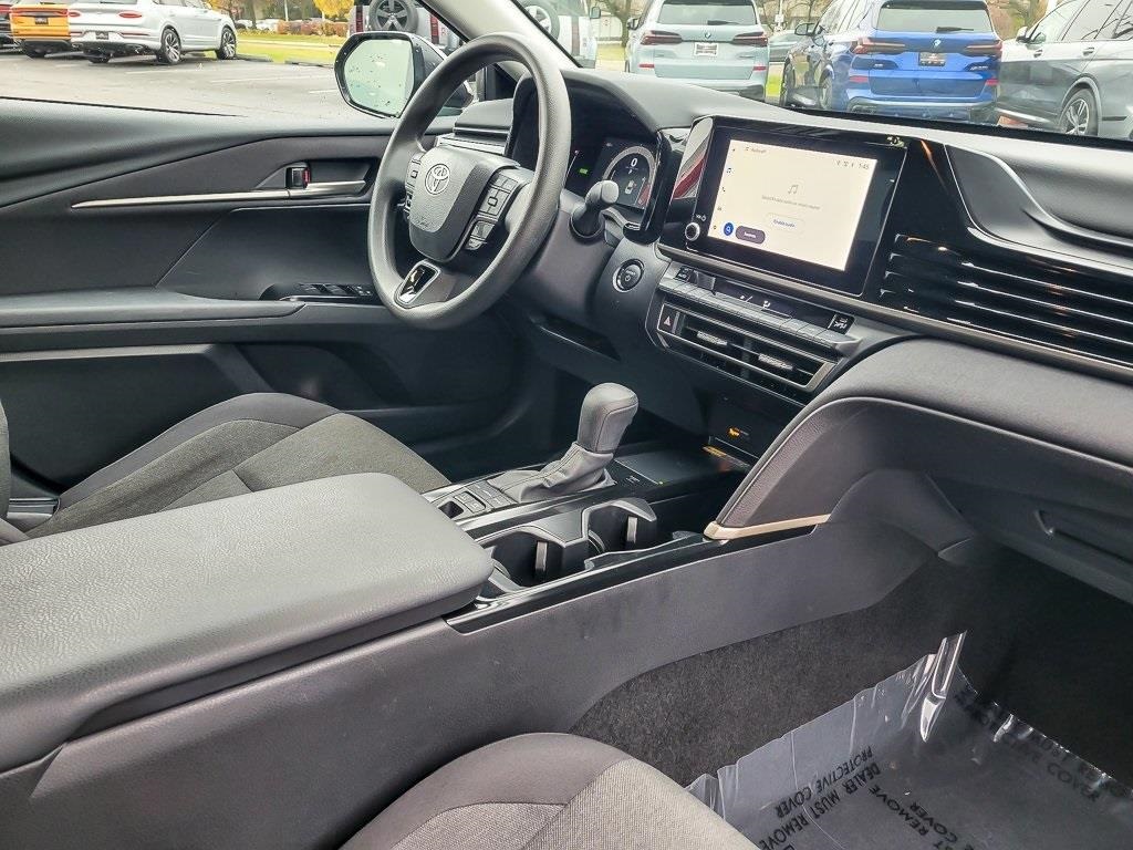 2025 TOYOTA CAMRY - Image 21