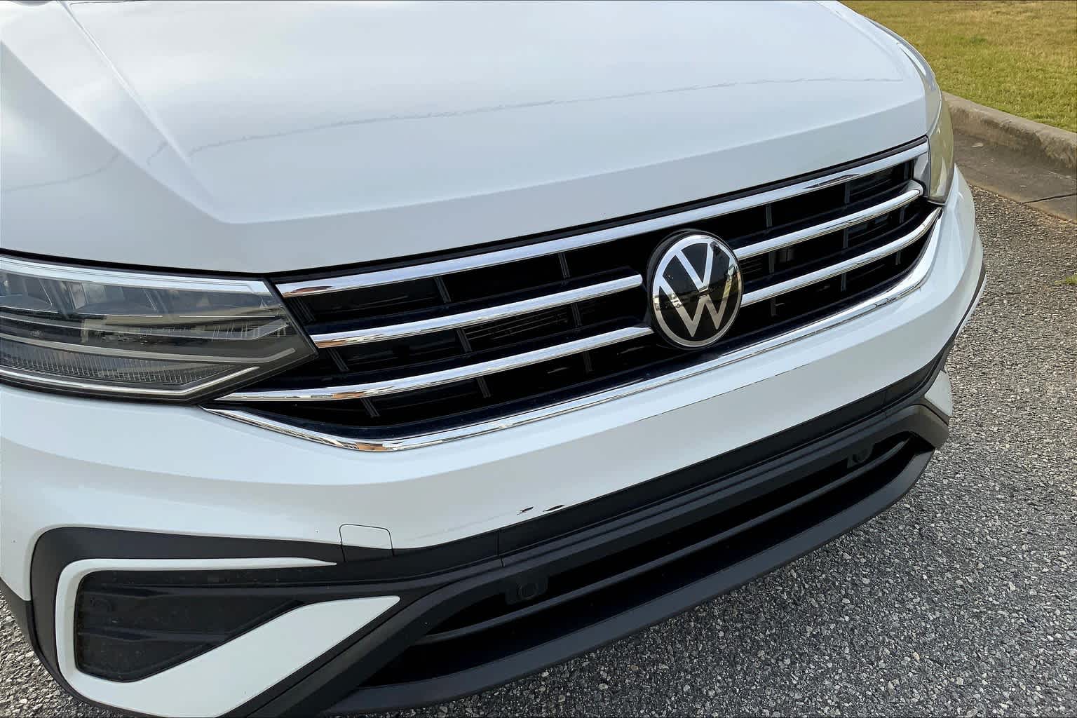 2022 Volkswagen Tiguan SE photo 26