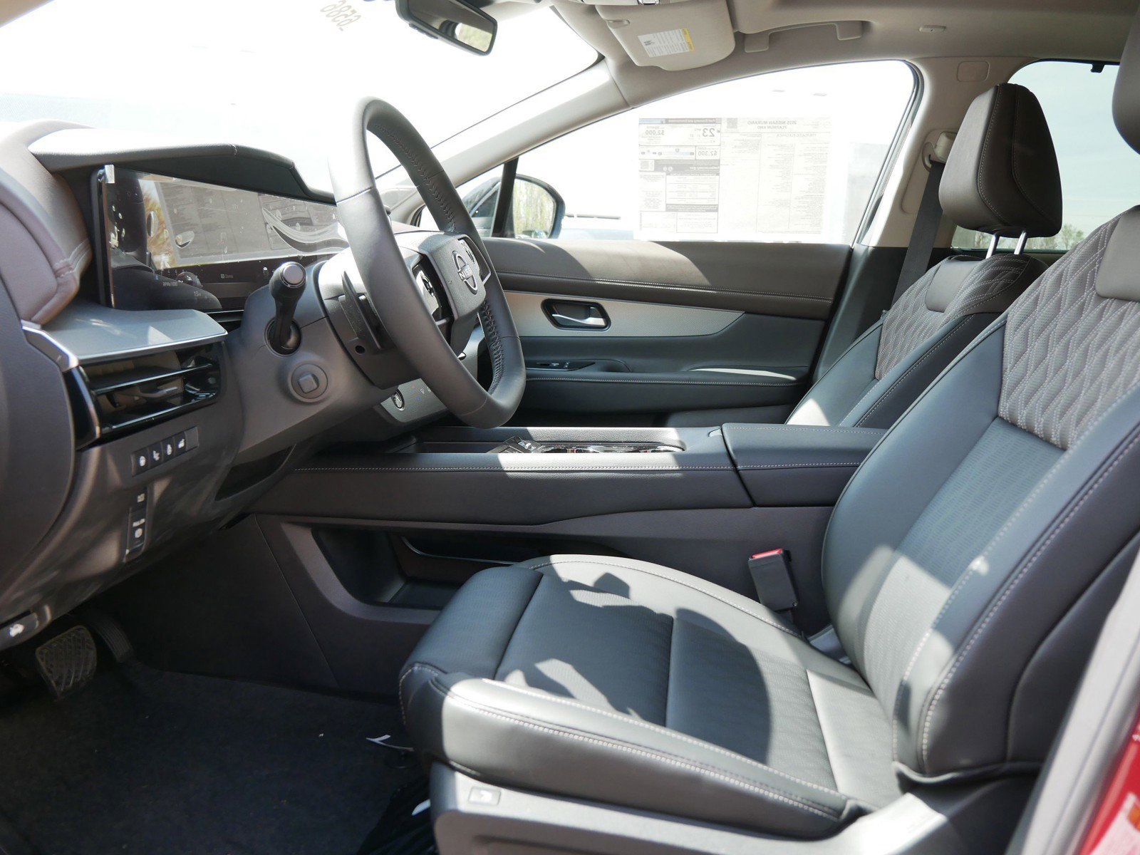 2025 Nissan Murano Platinum photo 5