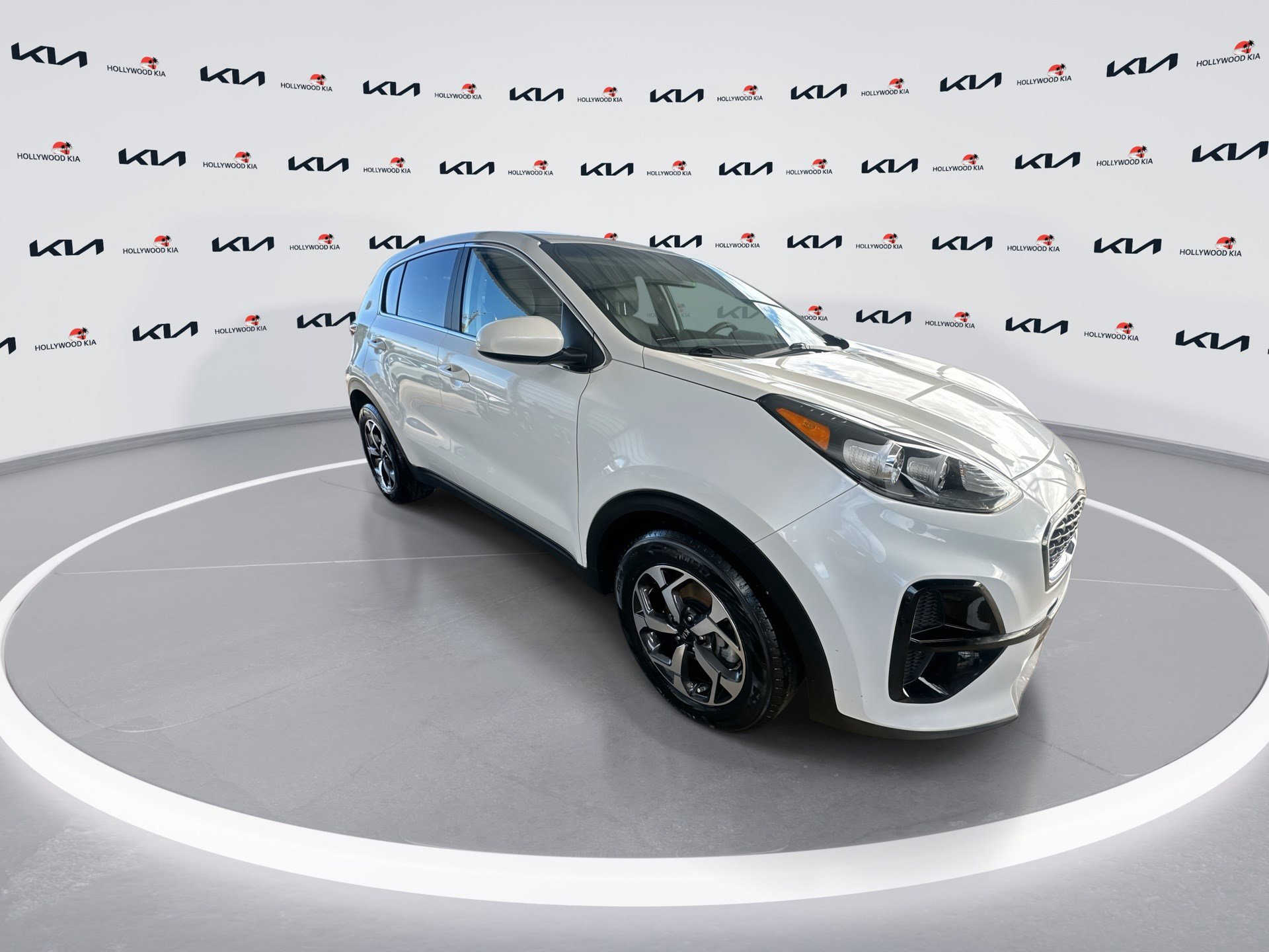 2022 Kia Sportage LX photo 2