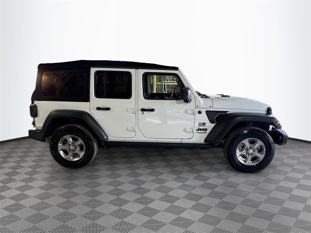 2021 Jeep Wrangler Unlimited Freedom photo 4
