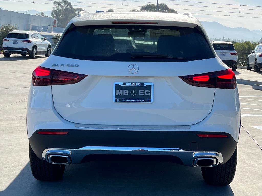 2026 Mercedes Benz GLA 250 photo 20