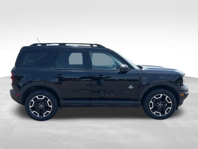 2023 Ford Bronco Sport Outer Banks photo 4