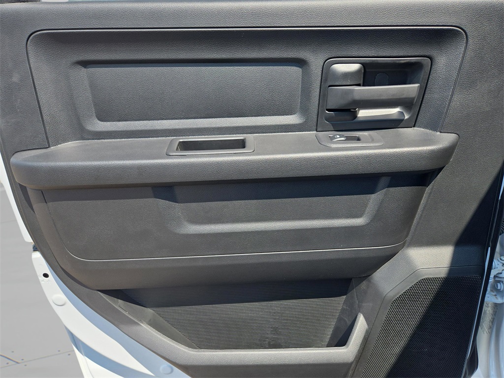 2026 Ram 3500 Tradesman photo 18