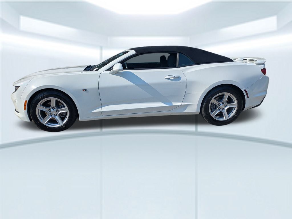 2022 Chevrolet Camaro 1LT photo 4