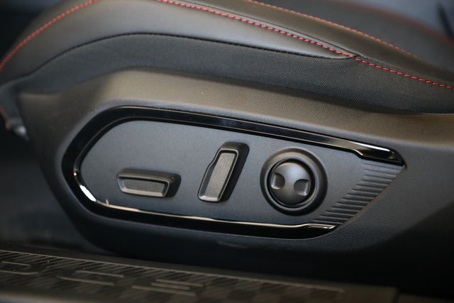 2025 Dodge Charger R/T AWD photo 12