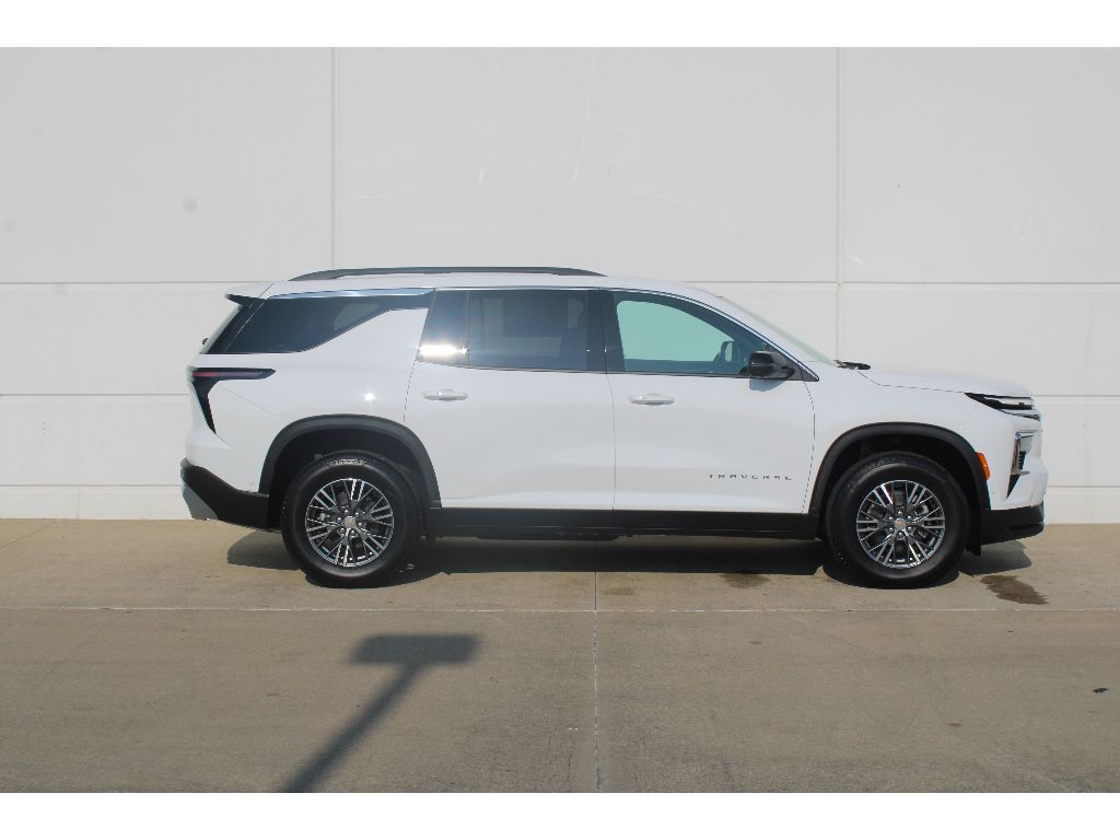 2026 Chevrolet Traverse photo 5